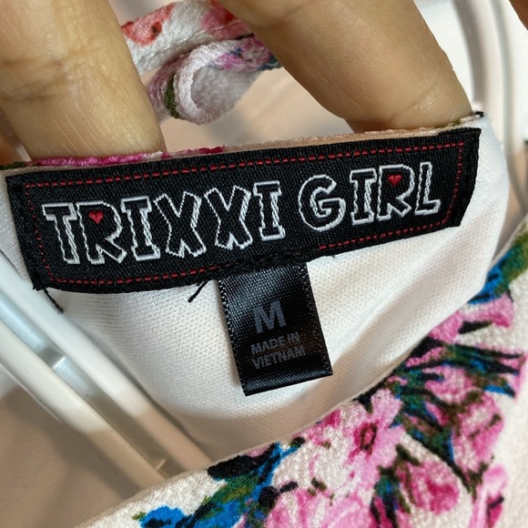 💚 Trixxi | Girls Floral and Striped Romper with Belt - medium - Picture 2 of 4